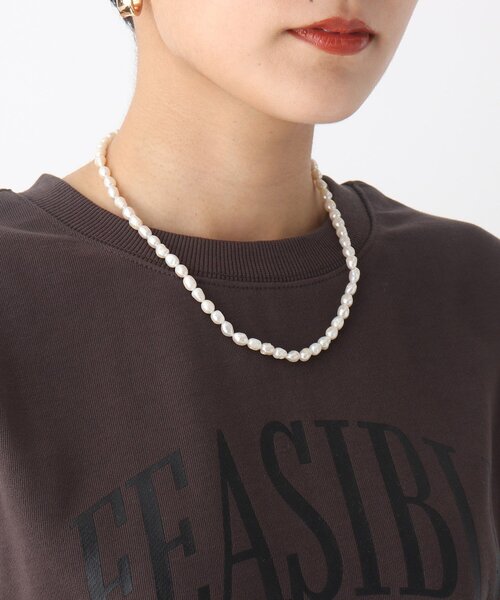 OPAQUE.CLIP（オペークドットクリップ）の「◆淡水バロックパールネックレス（ネックレス・レディース・オフホワイト・00）」の5枚目の写真