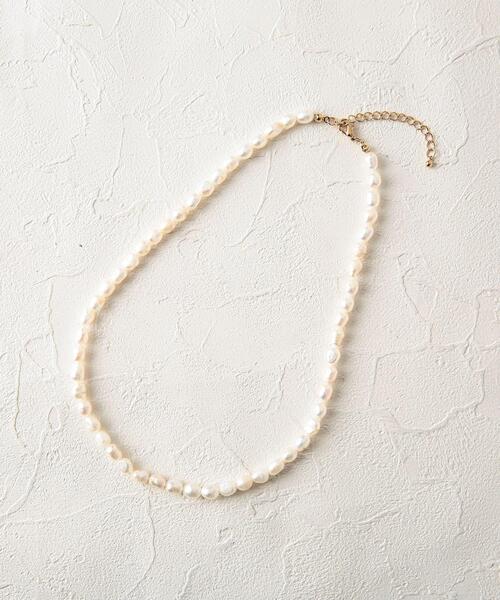 OPAQUE.CLIP（オペークドットクリップ）の「◆淡水バロックパールネックレス（ネックレス・レディース・オフホワイト・00）」の8枚目の写真