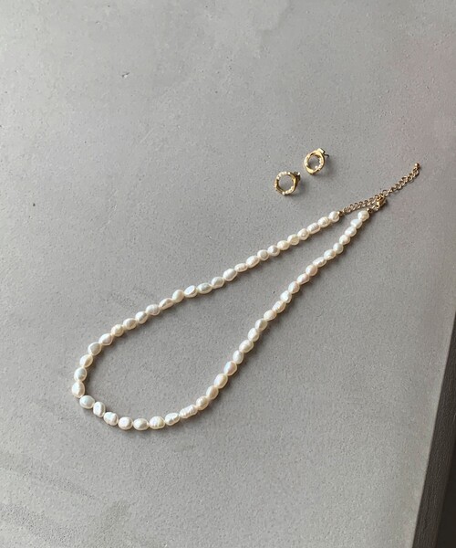 OPAQUE.CLIP（オペークドットクリップ）の「◆淡水バロックパールネックレス（ネックレス・レディース・オフホワイト・00）」の9枚目の写真