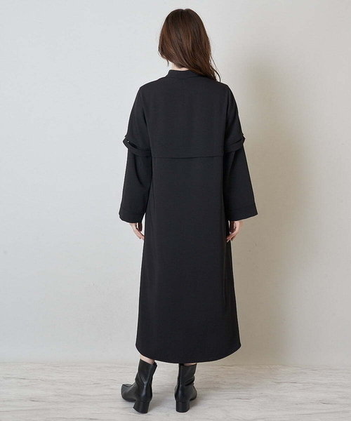 A de a.v.v（アードアー・ヴェ・ヴェ）の「チラ見えスリットカラーレイヤード風ワンピース（ワンピース・レディース・ブラック/ネイビー・SMALL/MEDIUM）」の10枚目の写真