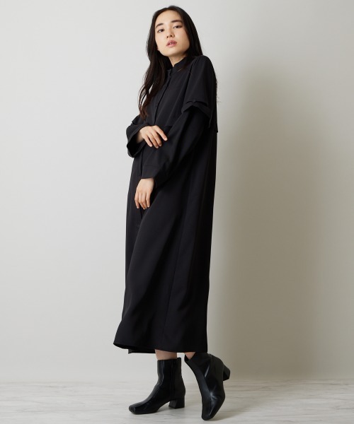 A de a.v.v（アードアー・ヴェ・ヴェ）の「チラ見えスリットカラーレイヤード風ワンピース（ワンピース・レディース・ブラック/ネイビー・SMALL/MEDIUM）」の22枚目の写真