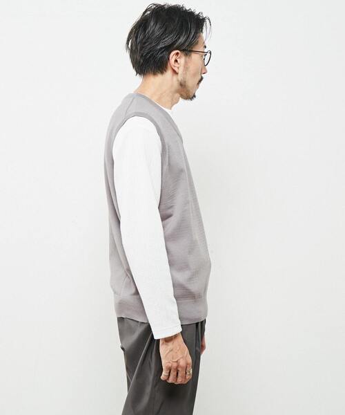 MEN'S MELROSE（メンズメルローズ）の「ウォッシャブルハイゲージニットベスト（ベスト・メンズ・ベージュ/ブラウン/グレー/ネイビー・3/4）」の21枚目の写真