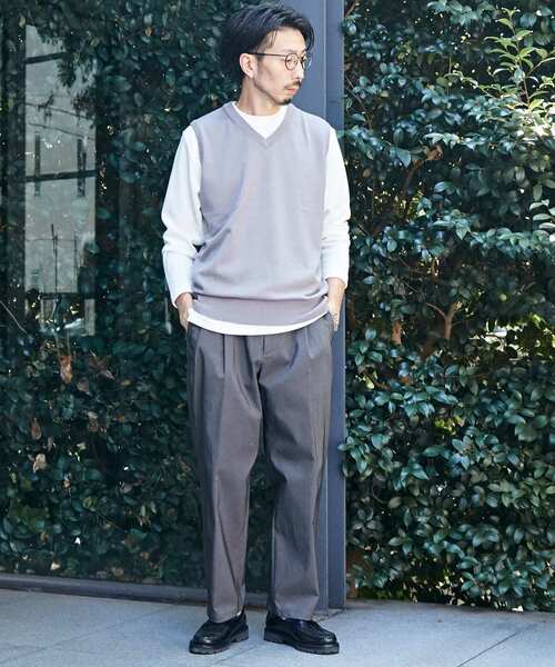 MEN'S MELROSE（メンズメルローズ）の「ウォッシャブルハイゲージニットベスト（ベスト・メンズ・ベージュ/ブラウン/グレー/ネイビー・3/4）」の9枚目の写真