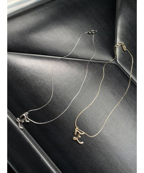 EMODA(エモダ)の「モチーフチャームネックレス(ネックレス・レディース・シルバー/ゴールド・FREE)」の4枚目の写真