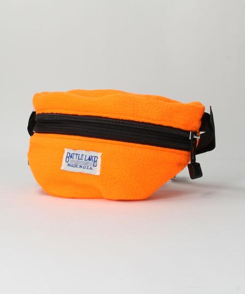 BATTLE LAKE(バトルレイク)の「<BATTLE LAKE OUTDOORS> FLEECE WAIST BAG/バッグ(ボディバッグ/ウエストポーチ・メンズ・オレンジ・FREE)」の2枚目の写真