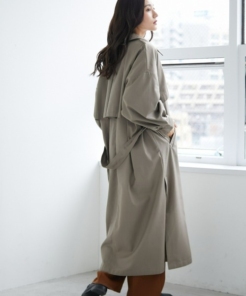 ECRIRE（エクリール）の「スタンドカラー対応ツイルトレンチコート（トレンチコート・レディース・カーキ/キャメル/グレー・M/L）」の8枚目の写真