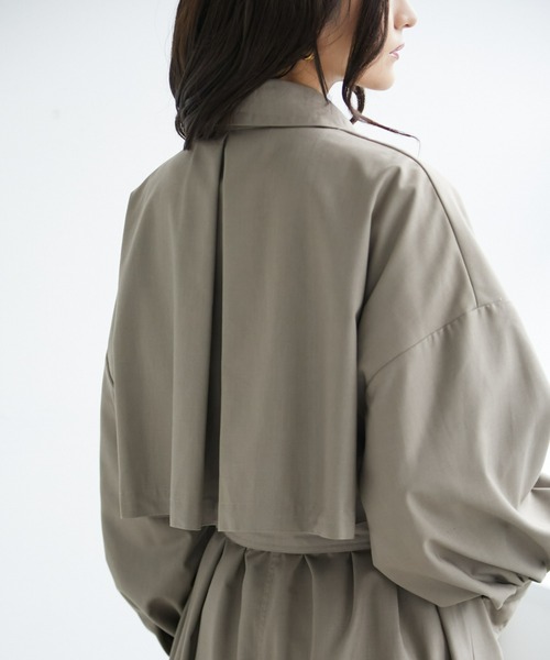 ECRIRE（エクリール）の「スタンドカラー対応ツイルトレンチコート（トレンチコート・レディース・カーキ/キャメル/グレー・M/L）」の12枚目の写真