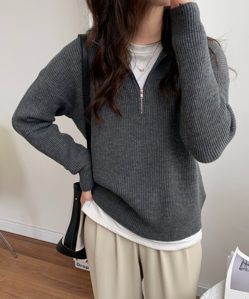 ECLIN(エクラン)の「ハーフジップ畦編みニットプルオーバー(ニット/セーター・レディース・チャコールグレー/ブラック/ベージュ/ブルーグレー/ネイビー/ピンク/イエロー・FREE)」の1枚目の写真