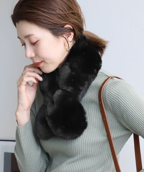 reca（レカ）の「フェイクファーマフラー（マフラー・レディース・ベージュ/ブラック/アイボリー・ONE SIZE）」の8枚目の写真