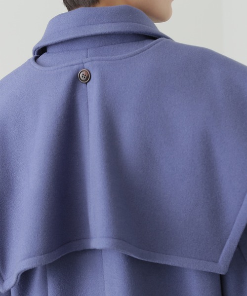 N.（N. Natural Beauty Basic）（エヌエヌナチュラルビューティーベーシック）の「◆ウィングケープステンショートコート（ステンカラーコート・レディース・ブルー/モカ/ナチュラル・MEDIUM）」の9枚目の写真