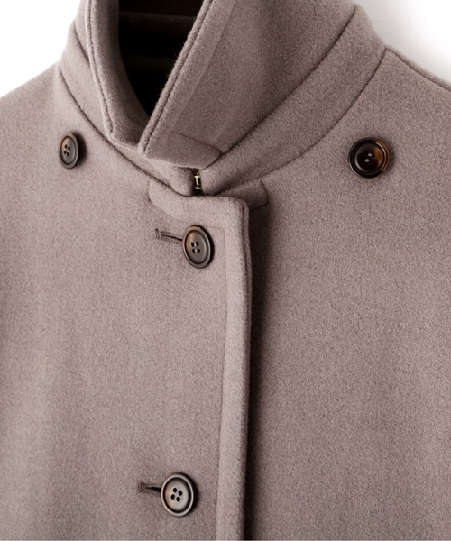 N.（N. Natural Beauty Basic）（エヌエヌナチュラルビューティーベーシック）の「◆ウィングケープステンショートコート（ステンカラーコート・レディース・ブルー/モカ/ナチュラル・MEDIUM）」の4枚目の写真