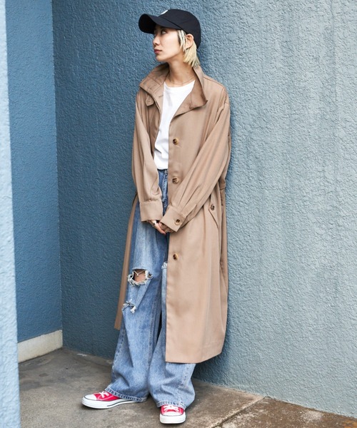 Auntie Rosa Holiday（アンティローザホリデー）の「ボリュームスリーブスタンドコート / サイズ展開あり（トレンチコート・レディース・キャメル/ベージュ・MEDIUM/SMALL）」の8枚目の写真