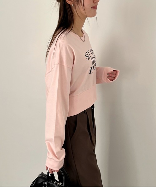 EPIMI E'PIMMY(エピミエピミー)の「レタリングロゴクロップドプルオーバー(スウェット・レディース・オートミール/ネイビー/ピンク/サックスブルー・MEDIUM)」の9枚目の写真