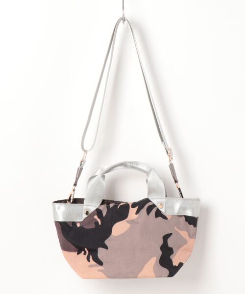 COOCO（クーコ）の「テープハンドル迷彩柄２ＷＡＹミニトートバッグ（トートバッグ・レディース・カーキ/グレー・9）」の3枚目の写真