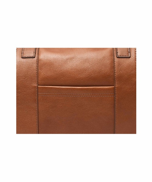 FOSSIL(フォッシル)の「フォッシル ダッフルバッグ メンズ レザー ブラウン スマホ収納可 MBG9605210(ハンドバッグ・メンズ・ブラウン・FREE)」の4枚目の写真