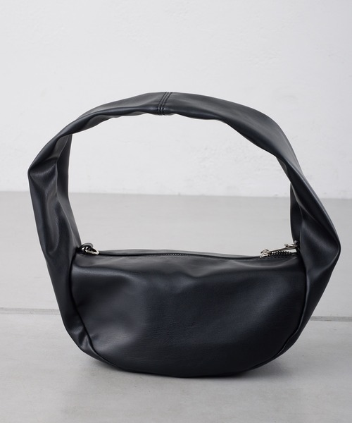 CIAOPANIC TYPY(チャオパニックティピー)の「ハーフムーンワンハンドルバッグ(ハンドバッグ・レディース・アイボリー/ブラック/ピンク/ブルー・ONE SIZE)」の15枚目の写真