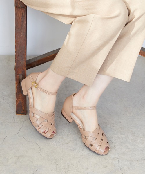 menue（メヌエ）の「ローヒール ストラップサンダル（サンダル・レディース・ベージュ/ブラウン/ブラック/アイボリー・XS/M/L/3L/S/LL）」の4枚目の写真