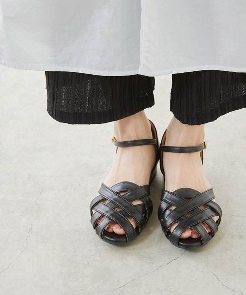 menue（メヌエ）の「ローヒール ストラップサンダル（サンダル・レディース・ベージュ/ブラウン/ブラック/アイボリー・XS/M/L/3L/S/LL）」の17枚目の写真