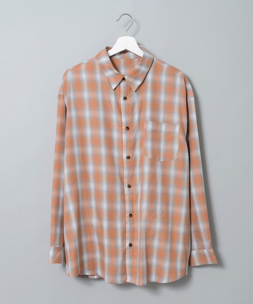 Revo.（レボ）の「Revo. オンブレチェック オーバーサイズシルエット 長袖シャツ（シャツ/ブラウス・メンズ・ネイビー/ブルー/ブラック/オレンジ/サックスブルー/グレー・1/2）」の6枚目の写真