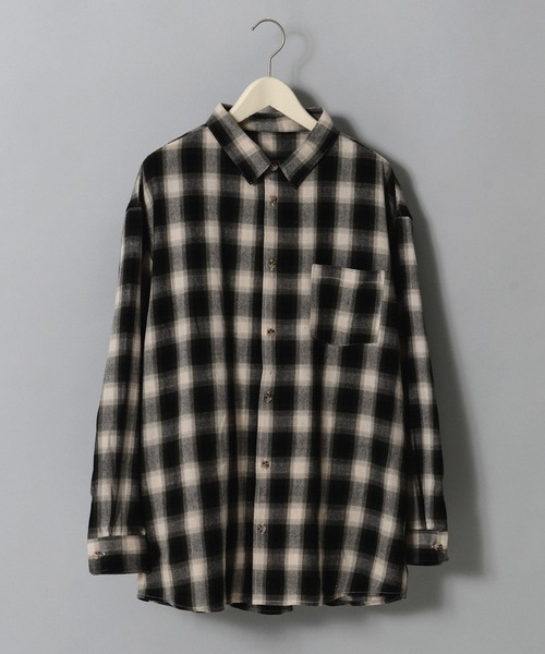 Revo.（レボ）の「Revo. オンブレチェック オーバーサイズシルエット 長袖シャツ（シャツ/ブラウス・メンズ・ネイビー/ブルー/ブラック/オレンジ/サックスブルー/グレー・1/2）」の2枚目の写真