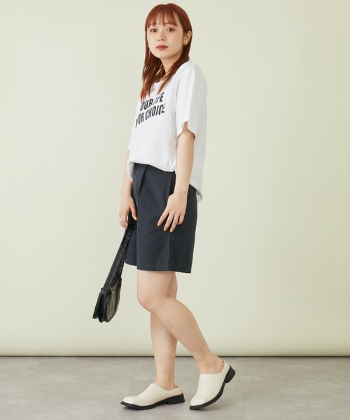 mebole(メボレ)の「タック入りチノショートパンツ(チノパンツ・レディース・ベージュ/ネイビー/ホワイト・MEDIUM/LARGE)」の6枚目の写真