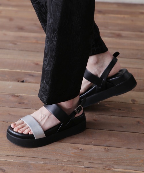 ROSE BUD（ローズバッド）の「厚底サンダル（サンダル・レディース・シルバー/ゴールド/ブラック・38/36/37/39）」の3枚目の写真