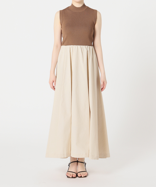 U by SPICK&SPAN(ユーバイスピックアンドスパン)の「ニットドッキングボリュームワンピース(ワンピース・レディース・ブラック/アイボリー・FREE)」の14枚目の写真