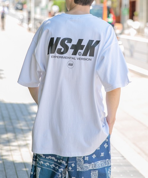 NASTY KICK(ナスティーキック)の「【UNISEX】NASTYKICK/エッセンシャルロゴTシャツ 2197590(Tシャツ/カットソー・レディース・グリーン/イエロー/ブラック/ホワイト/ネイビー/チャコール/オレンジ・MEDIUM/X-LARGE/LARGE)」の3枚目の写真
