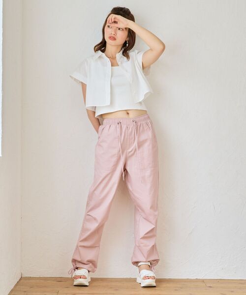 MAJESTIC LEGON(マジェスティックレゴン)の「パールボタン肩あきショートシャツ(シャツ/ブラウス・レディース・イエロー/サックスブルー/ブルー系その他2/ピンク系その他2/オフホワイト・MEDIUM)」の10枚目の写真