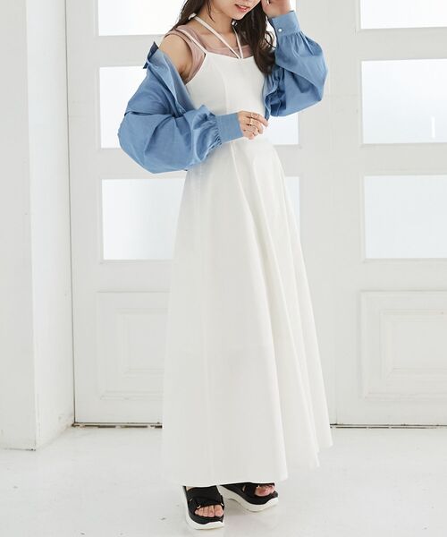 MAJESTIC LEGON(マジェスティックレゴン)の「パールボタン肩あきショートシャツ(シャツ/ブラウス・レディース・イエロー/サックスブルー/ブルー系その他2/ピンク系その他2/オフホワイト・MEDIUM)」の17枚目の写真