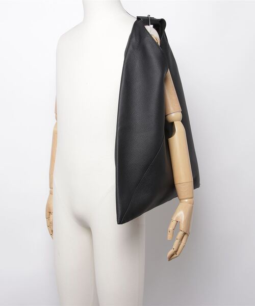 MM6 ／JAPANESE／ S54WD0039／ブラック レザー ショルダー MM6 並行輸入品 エムエムシックス マルジェラ JAPANESE BAG