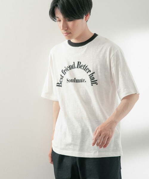 ITEMS URBANRESEARCH（アイテムズ アーバンリサーチ）の「リブ配色 ロゴプリント スラブTシャツ（Tシャツ/カットソー・メンズ・チャコールグレー/オフホワイト/グレー系その他・LARGE/MEDIUM）」の4枚目の写真