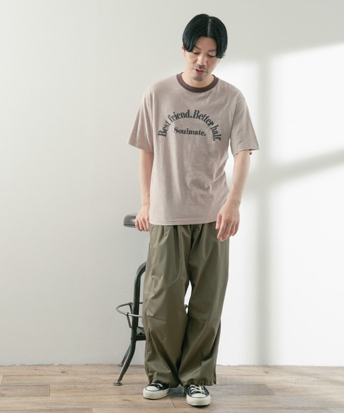 ITEMS URBANRESEARCH（アイテムズ アーバンリサーチ）の「リブ配色 ロゴプリント スラブTシャツ（Tシャツ/カットソー・メンズ・チャコールグレー/オフホワイト/グレー系その他・LARGE/MEDIUM）」の11枚目の写真