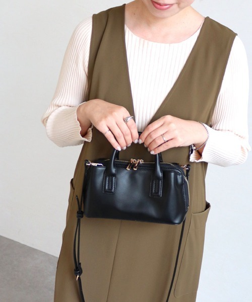 MIAN (ミアン)の「ウォレットショルダーバッグ(ショルダーバッグ・レディース・ブラック/グレイッシュベージュ/マスタード/ピンク・FREE)」の8枚目の写真