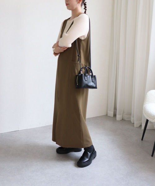 MIAN (ミアン)の「ウォレットショルダーバッグ(ショルダーバッグ・レディース・ブラック/グレイッシュベージュ/マスタード/ピンク・FREE)」の9枚目の写真