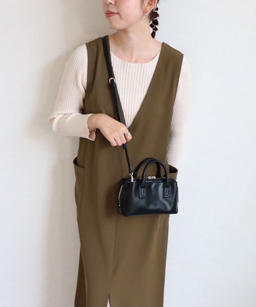 MIAN (ミアン)の「ウォレットショルダーバッグ(ショルダーバッグ・レディース・ブラック/グレイッシュベージュ/マスタード/ピンク・FREE)」の10枚目の写真