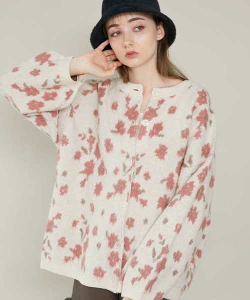 archives（アルシーヴ）の「フラワーＪＱブラッシュニットカーディガン（カーディガン/ボレロ・レディース・サックスブルー/ピンク/ブルーグレー・MEDIUM）」の8枚目の写真