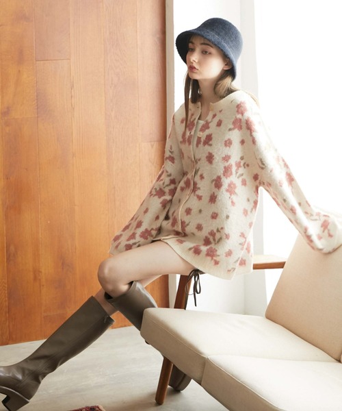 archives（アルシーヴ）の「フラワーＪＱブラッシュニットカーディガン（カーディガン/ボレロ・レディース・サックスブルー/ピンク/ブルーグレー・MEDIUM）」の6枚目の写真