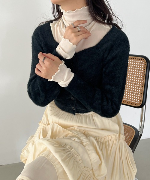 CLEA（クレア）の「クロップド丈コンパクトシャギーニットトップス（ニット/セーター・レディース・ホワイト/ブラック・FREE）」の15枚目の写真