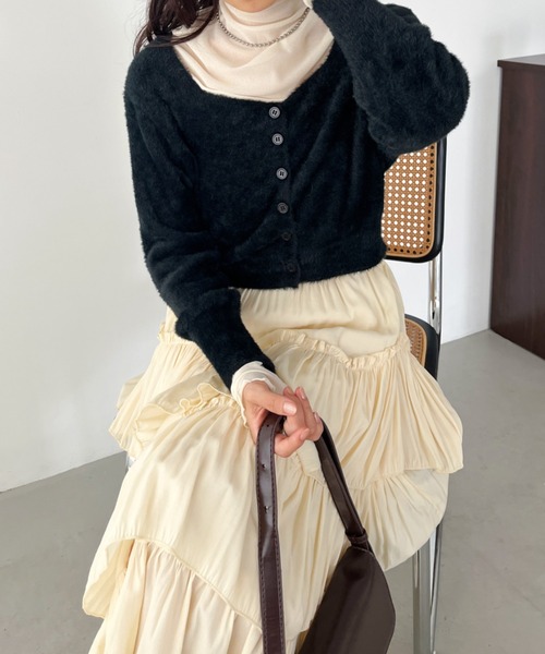 CLEA（クレア）の「クロップド丈コンパクトシャギーニットトップス（ニット/セーター・レディース・ホワイト/ブラック・FREE）」の17枚目の写真