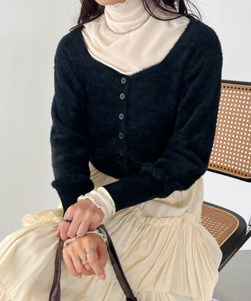 CLEA（クレア）の「クロップド丈コンパクトシャギーニットトップス（ニット/セーター・レディース・ホワイト/ブラック・FREE）」の14枚目の写真