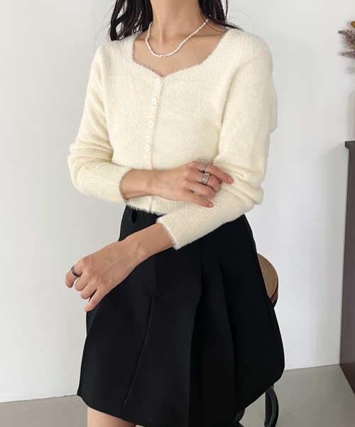 CLEA（クレア）の「クロップド丈コンパクトシャギーニットトップス（ニット/セーター・レディース・ホワイト/ブラック・FREE）」の9枚目の写真