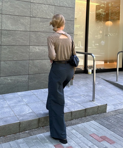 feepur（フェピュール）の「バックオープンランダムリブラメロンTee（Tシャツ/カットソー・レディース・モカ/オフホワイト/ブラック・MEDIUM）」の13枚目の写真