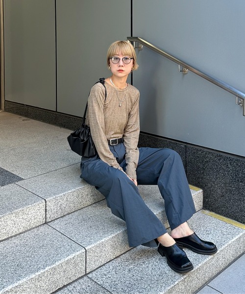 feepur（フェピュール）の「バックオープンランダムリブラメロンTee（Tシャツ/カットソー・レディース・モカ/オフホワイト/ブラック・MEDIUM）」の17枚目の写真