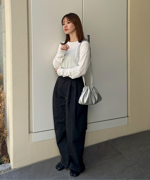 feepur（フェピュール）の「バックオープンランダムリブラメロンTee（Tシャツ/カットソー・レディース・モカ/オフホワイト/ブラック・MEDIUM）」の22枚目の写真