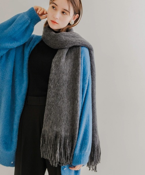 SMELLY（スメリー）の「ソフトボリュームマフラー（マフラー・レディース・ベージュ/ミント/チャコールグレー/グレー/ホワイト・-）」の12枚目の写真