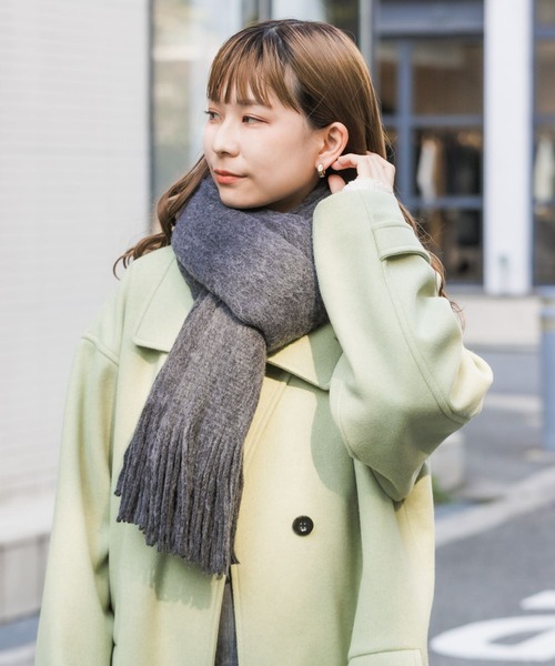 SMELLY（スメリー）の「ソフトボリュームマフラー（マフラー・レディース・ベージュ/ミント/チャコールグレー/グレー/ホワイト・-）」の14枚目の写真