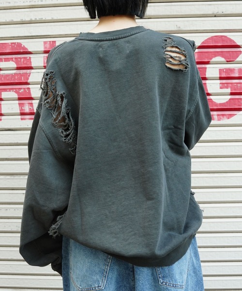 WHITELAND（ホワイトランド）の「WHITELAND/ホワイトランド/DAMEGE WIDE SWEAT/ダメージワイドスウェット（スウェット・レディース・チャコールグレー・F）」の13枚目の写真
