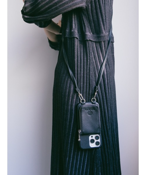 MARTE(マルテ)の「Shoulder strap iphone case/iPhone13pro/ショルダーストラップiPhoneケース(スマホケース/カバー・レディース・ブラック/アイボリー/ライトパープル・iPhone 13 Pro)」の6枚目の写真