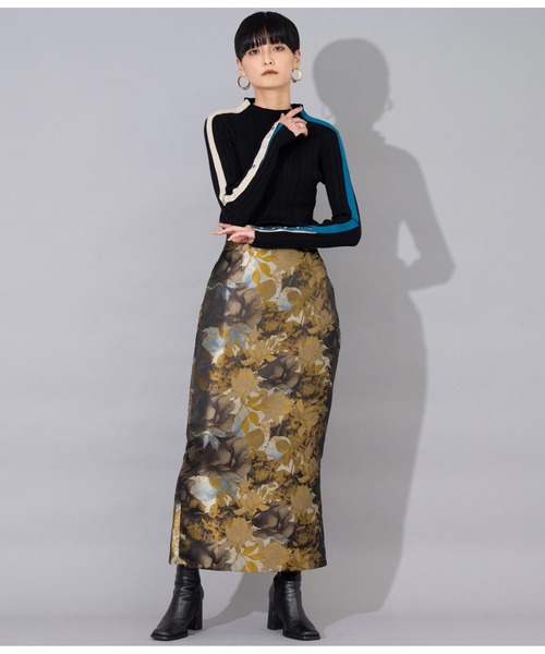 Settimissimo（セッティミッシモ）の「ジャガードフラワー Iラインスカート ナロースカート（スカート・レディース・アイボリー/イエロー・FREE）」の13枚目の写真